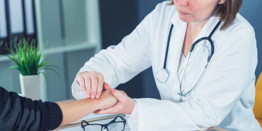 Огляд ортопеда-травматолога