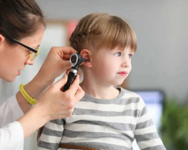 Огляд дитячих ЛОР-органів