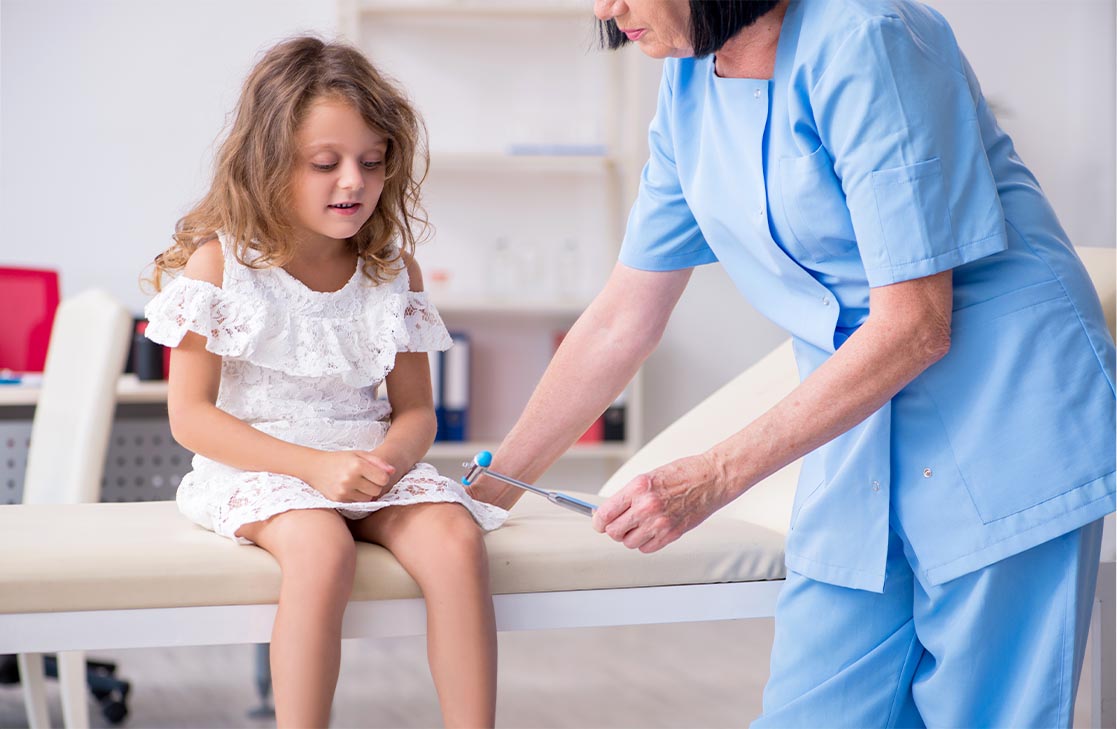 Визначення рефлексів, чутливості, координації