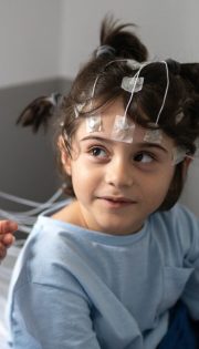 Призначення МРТ, УЗД судин голови та шиї, ЕЕГ