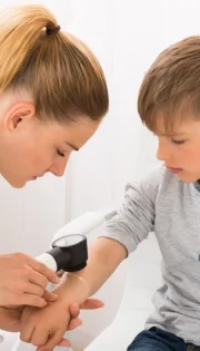 Дерматоскопія родимок та новоутворень у дітей