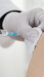 Проведення вакцинації